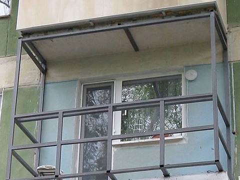 Внешняя обшивка балкона сайдингом своими руками